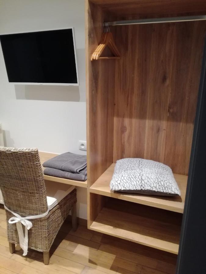 Bed and Breakfast Ferme Houard Bomal Esterno foto