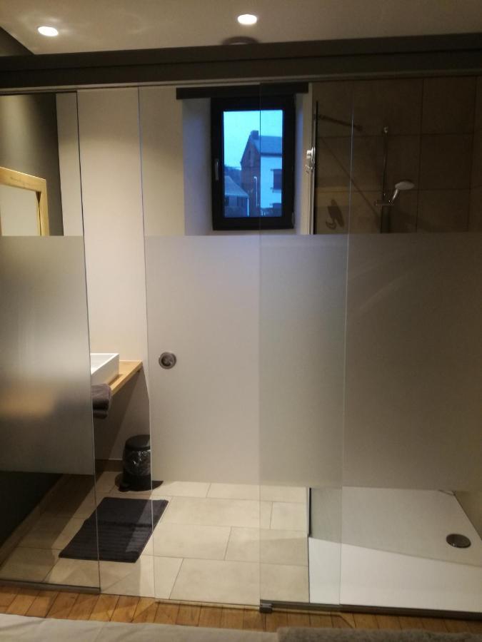 Bed and Breakfast Ferme Houard Bomal Esterno foto